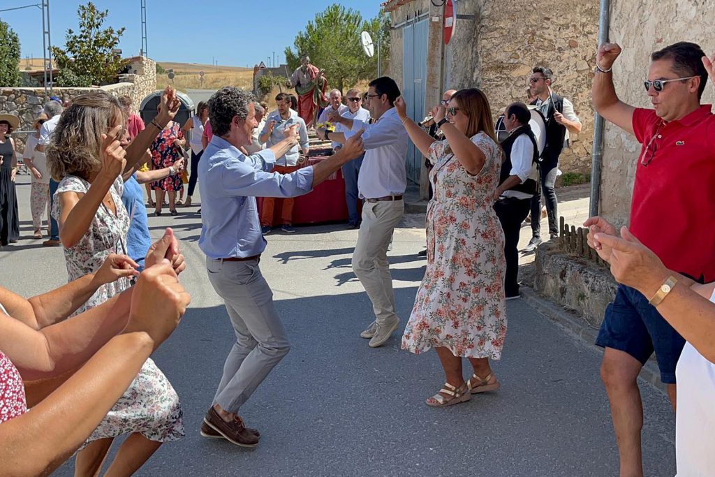 torredondo fiestas procesion 2 torredondo fiestas procesion 2