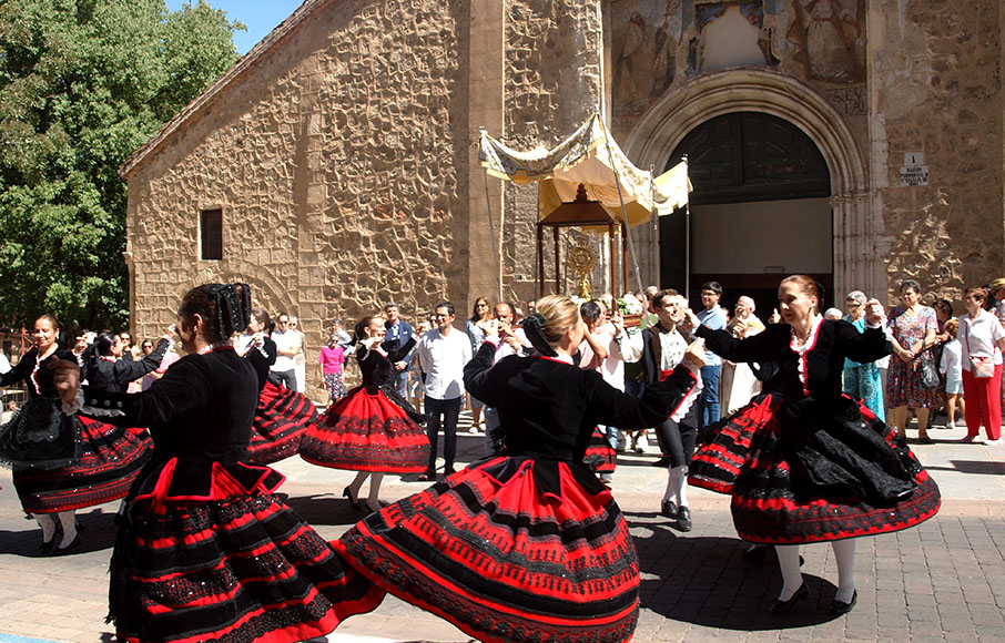 Procesión en Santa Eulalia. / I. ORIA