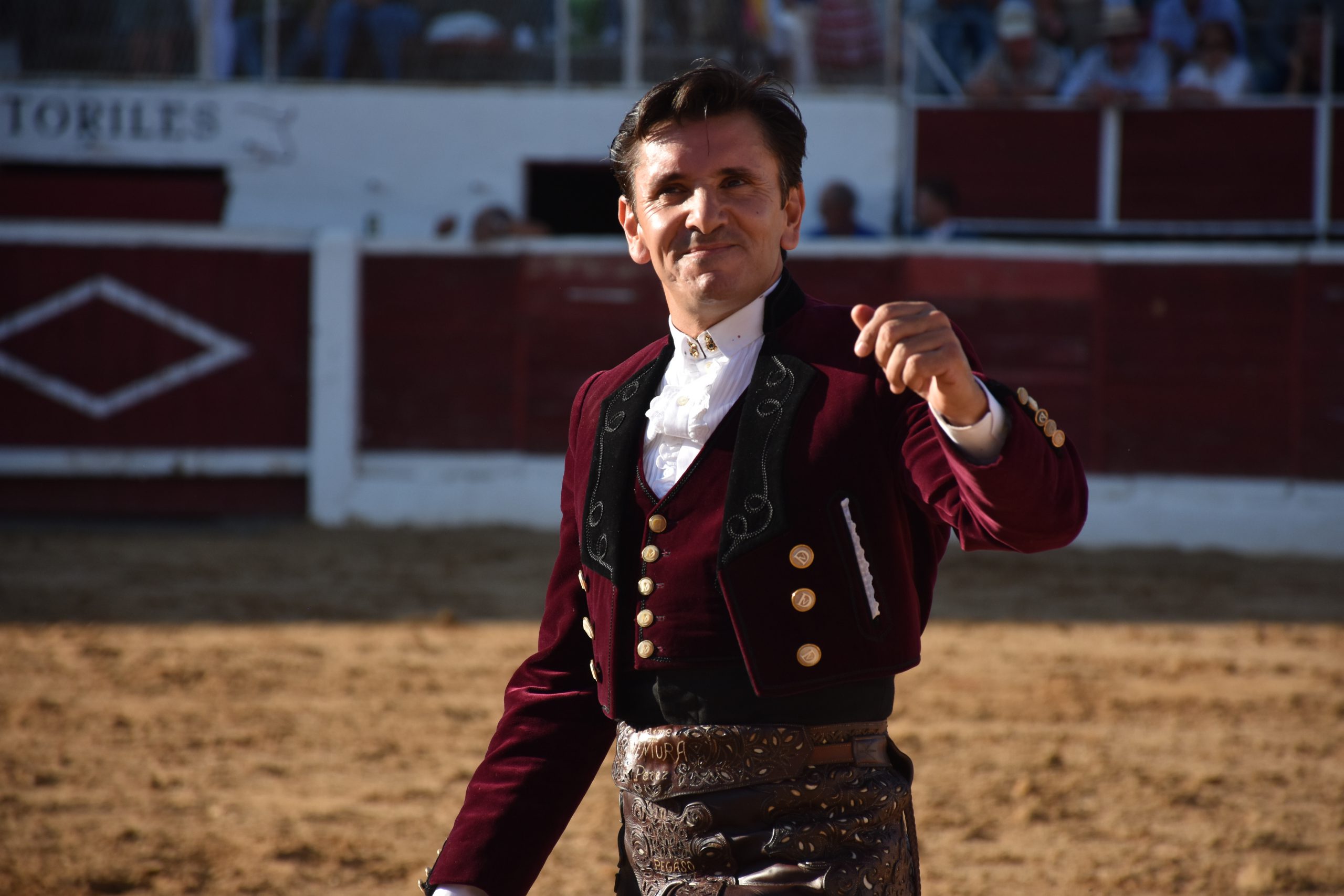 Diego Ventura da una vuelta al ruedo. / A.M.