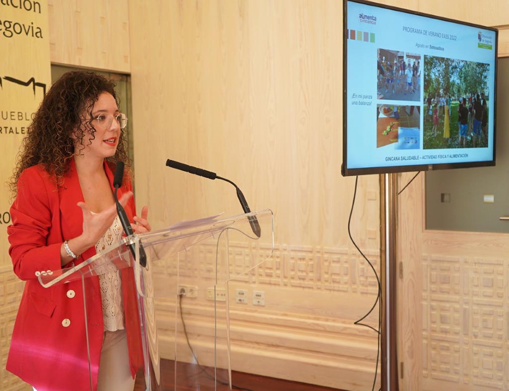 La diputada Noemí Otero presenta el balance del programa 'Alimenta Conciencia'. / EL ADELANTADO