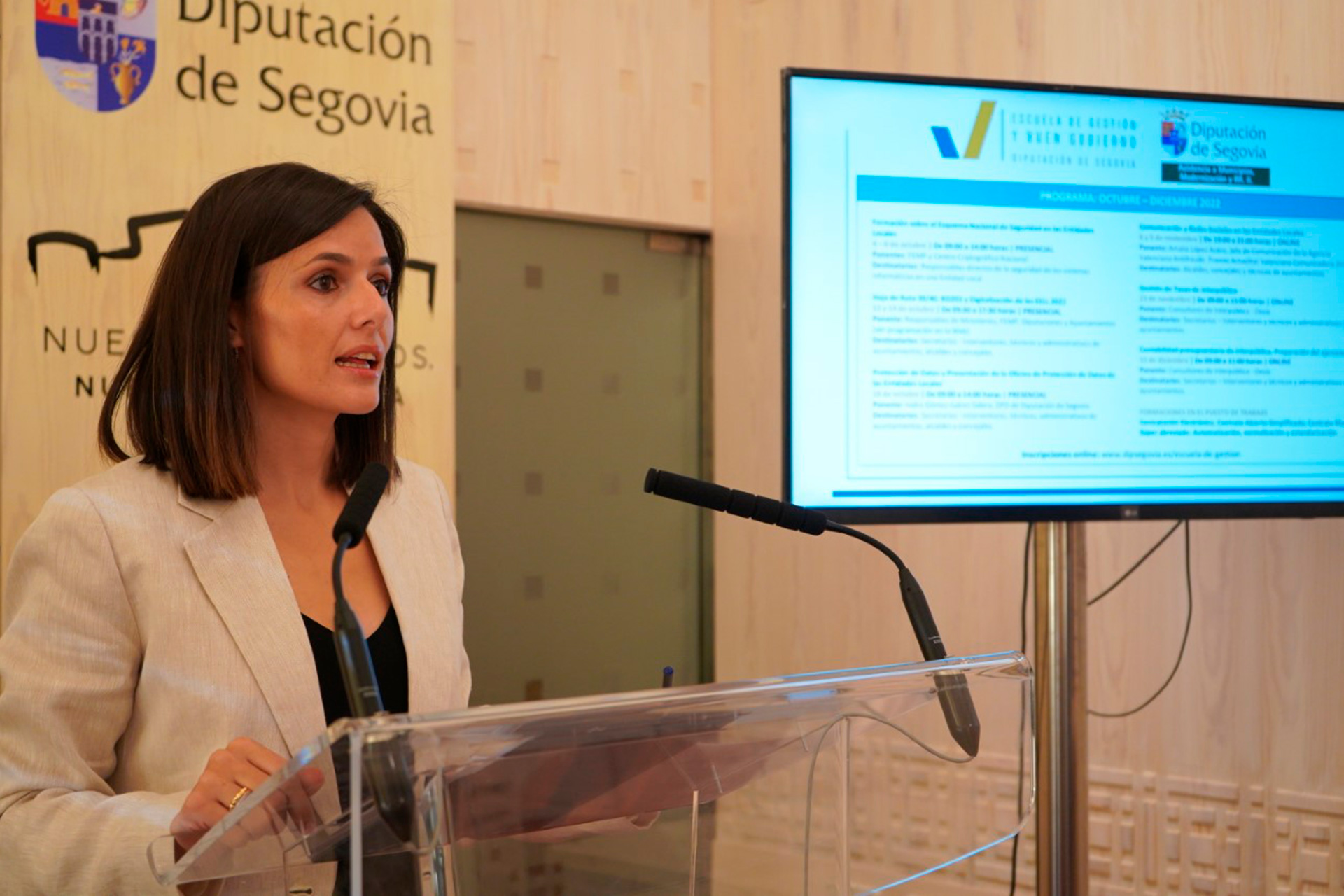 Escuela de Gestion y Buen Gobierno programacion trimestral