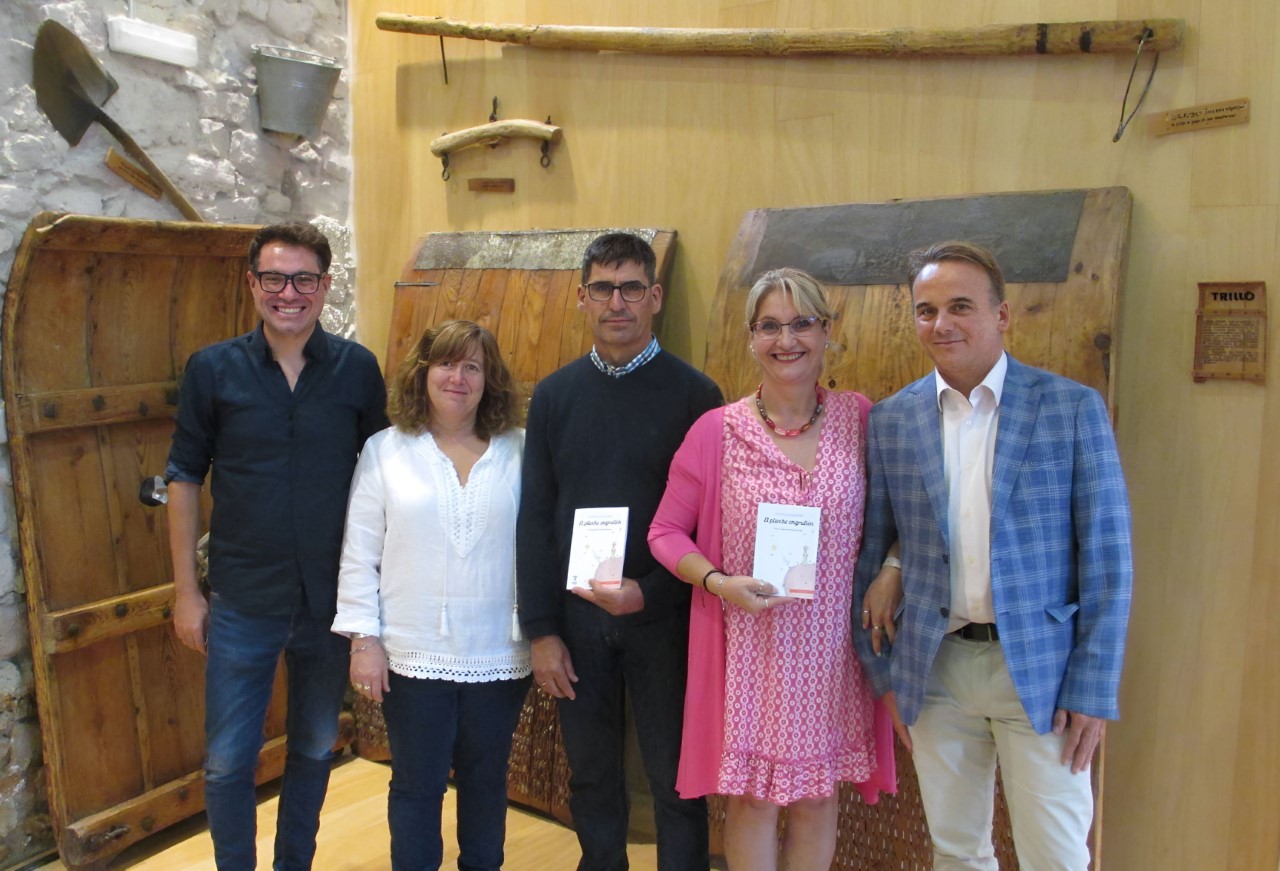 Presentación de 'El pitoche engrullón', la edición autorizada de 'El principito' en gacería. / EL ADELANTADO