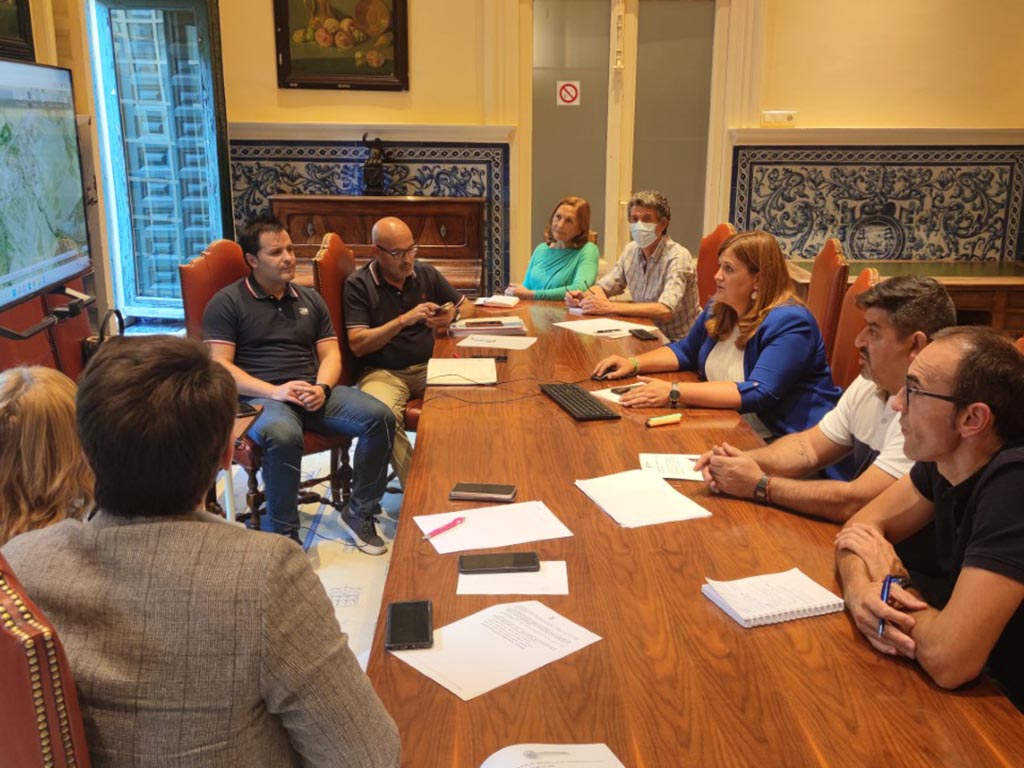 Reunión de la asociación de vecinos de Madrona. / EL ADELANTADO