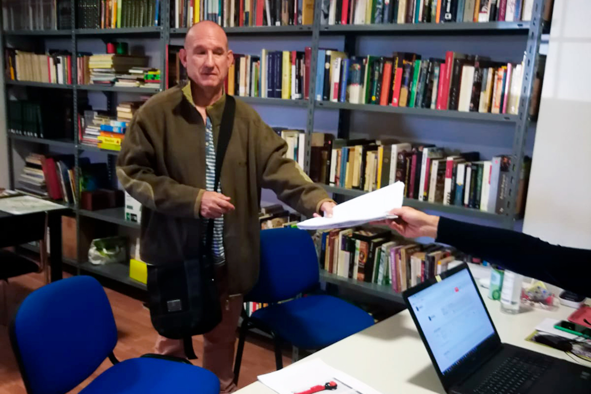 el espinar los angeles solicitud postes internet 2