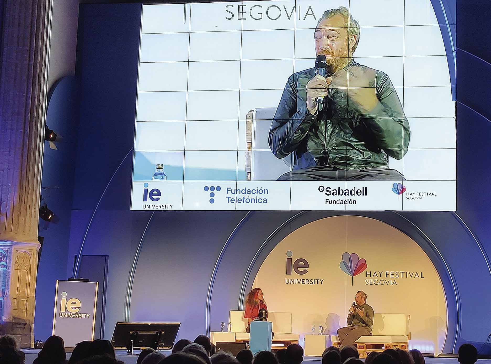 Intervención de Liam Young en el acto de inauguración de Hay Festival en el Campus de IE University. /EA