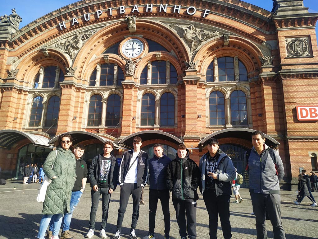 Alumnos y profesores del IES 'María Moliner', en Alemania.