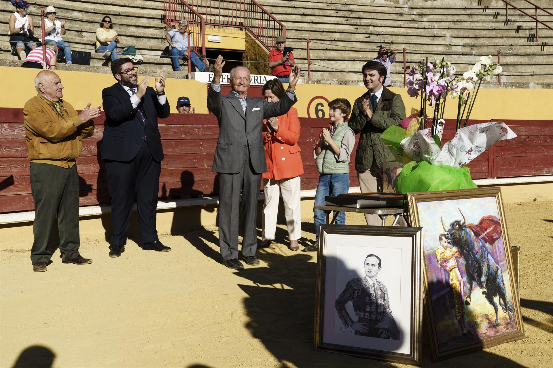 B391E2C9 BCCA 4043 AF2B 6E83D5C63007