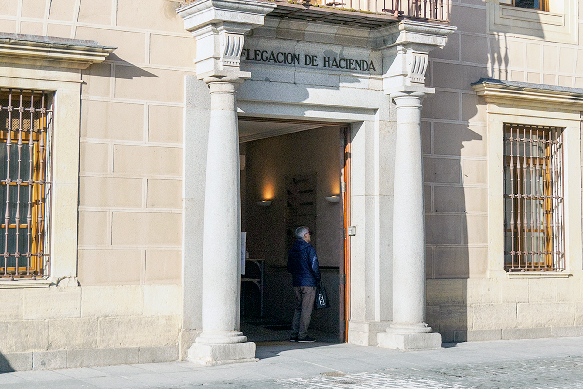 Un Impuesto del Patrimonio de escasa repercusión nacional 1 Delegacion Hacienda Campana Renta 28