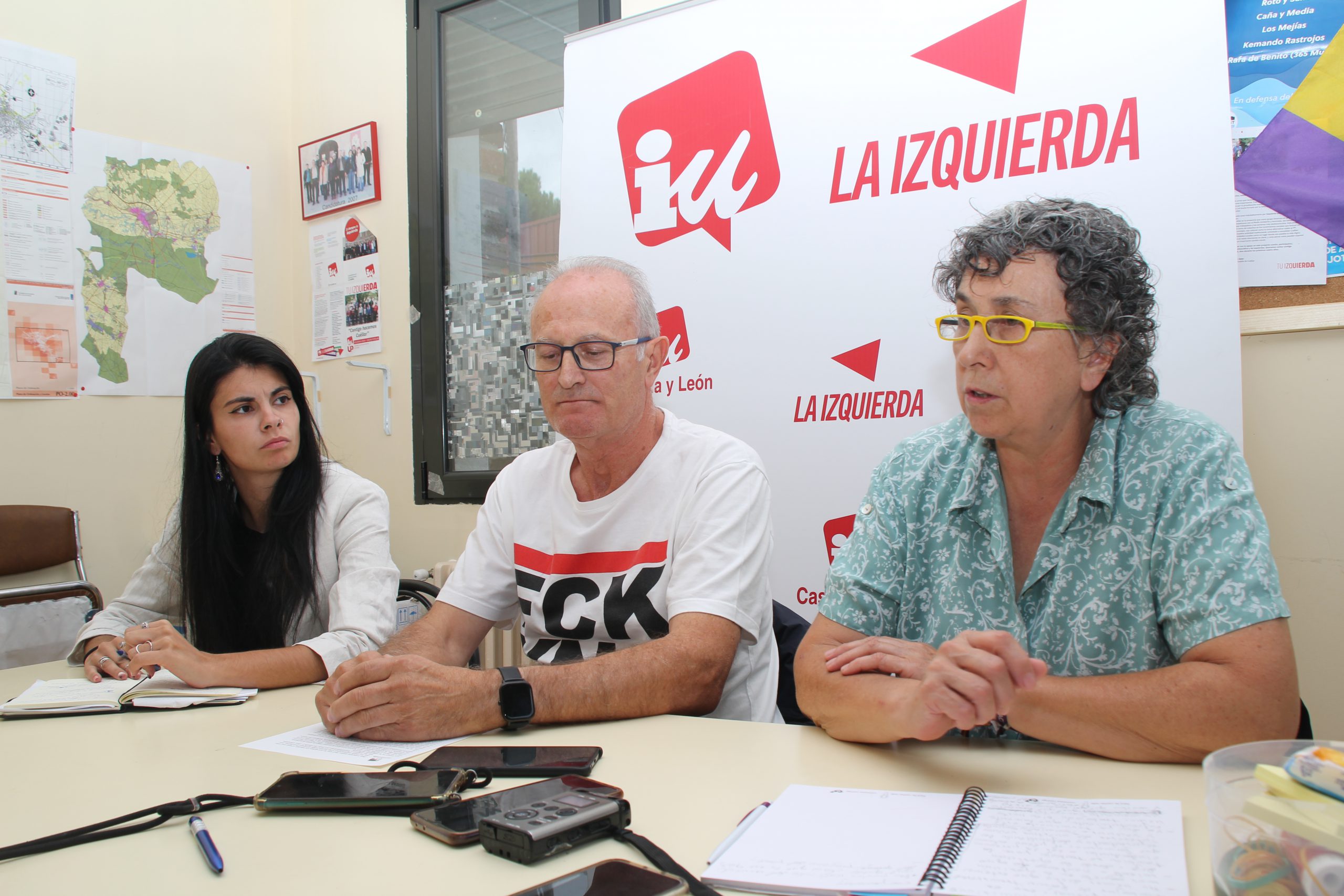 Rueda de prensa de IU ayer para dar contestación al equipo de Gobierno.