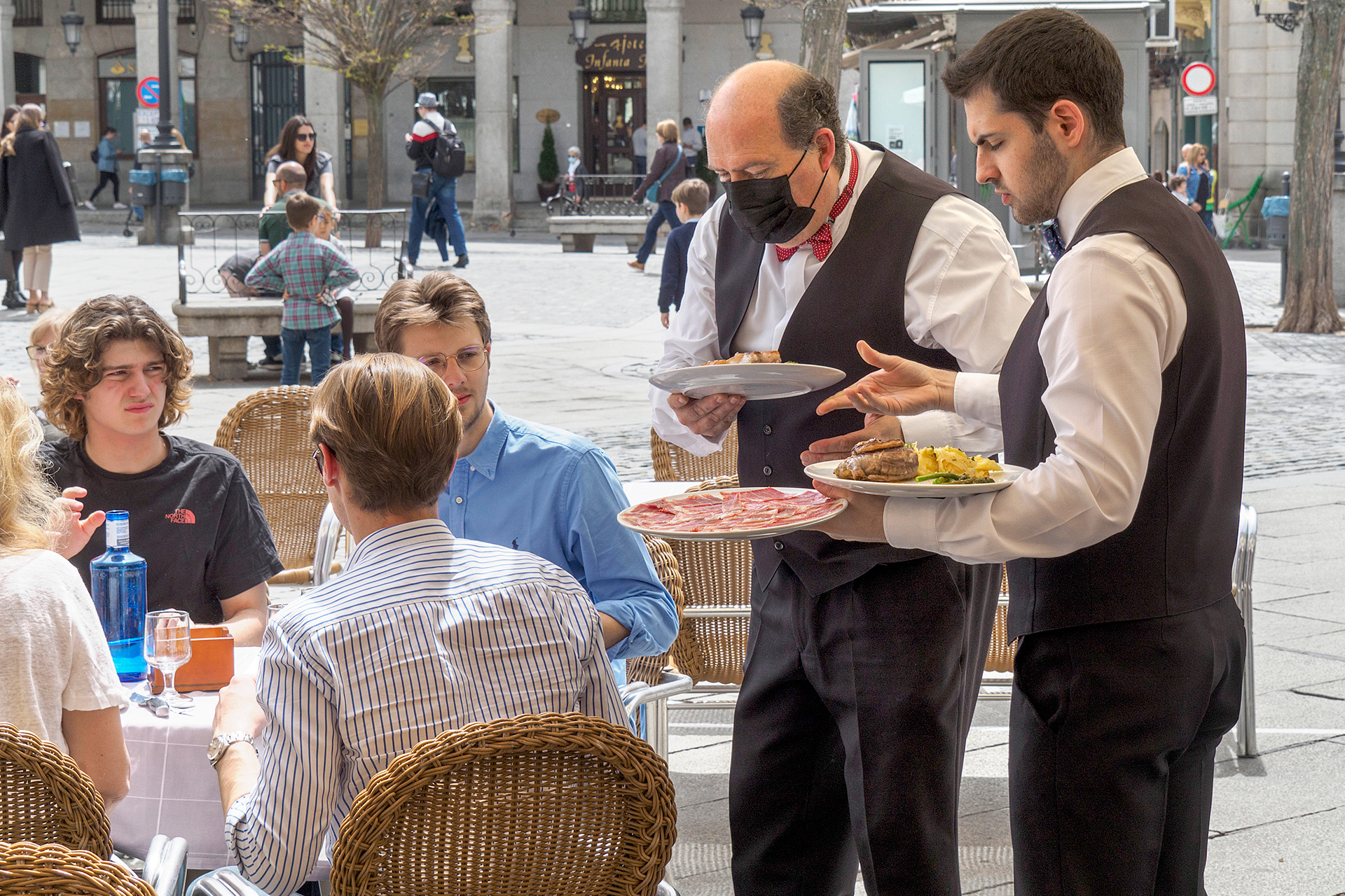 Trabajadores Hosteleria 69