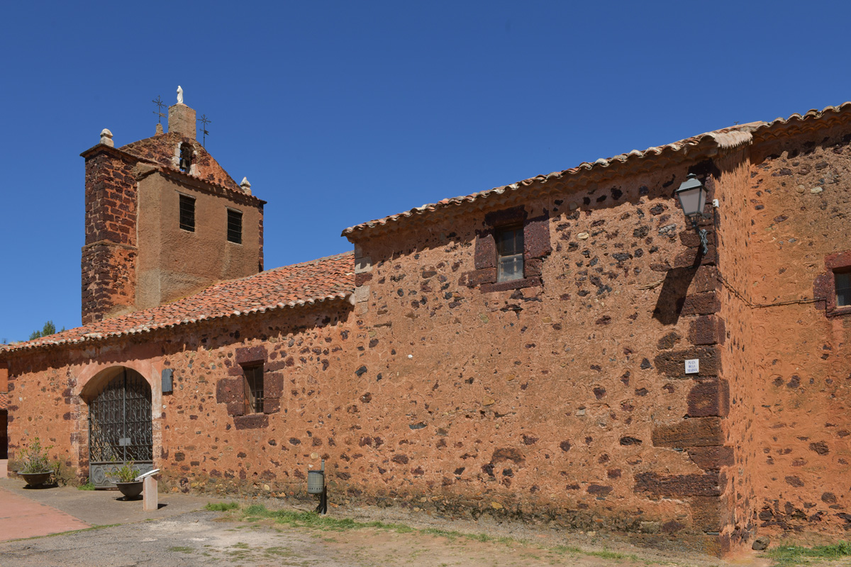 Iglesia parroquial de Villacorta.