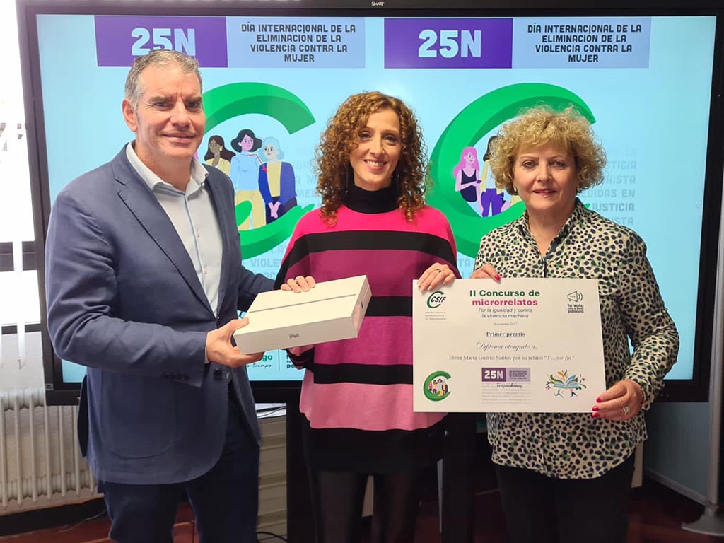 Elena María Guerro recibe el premio del Concurso nacional de relatos contra la violencia de género, de CSIF.