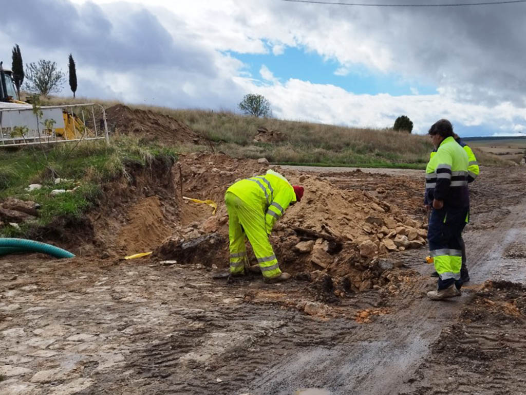 Inicio de las obras de pavimentación en Torredondo.
