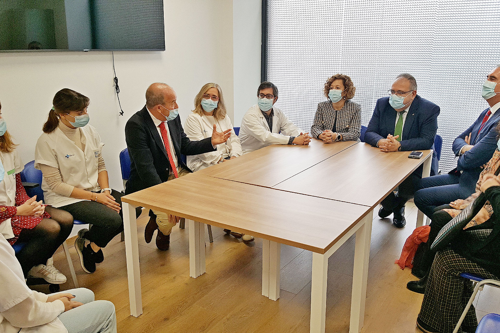 junta visita hospital dia salud mental consejero alejandro vazquez 2
