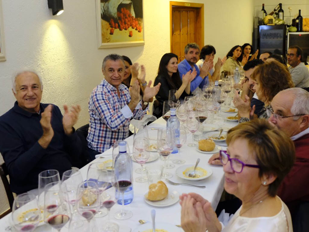 Cata del 'Otoño enológico' de la Fundación 'Caja Rural', en el Restaurante 'Maribel'. / DIEGO GÓMEZ