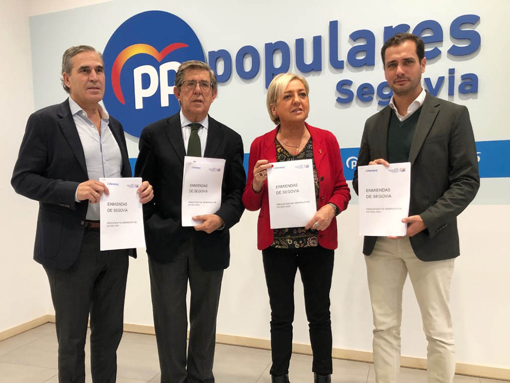 Juan José Sanz Vitorio, Jesús Postigo, Paloma Sanz y Pablo Pérez.