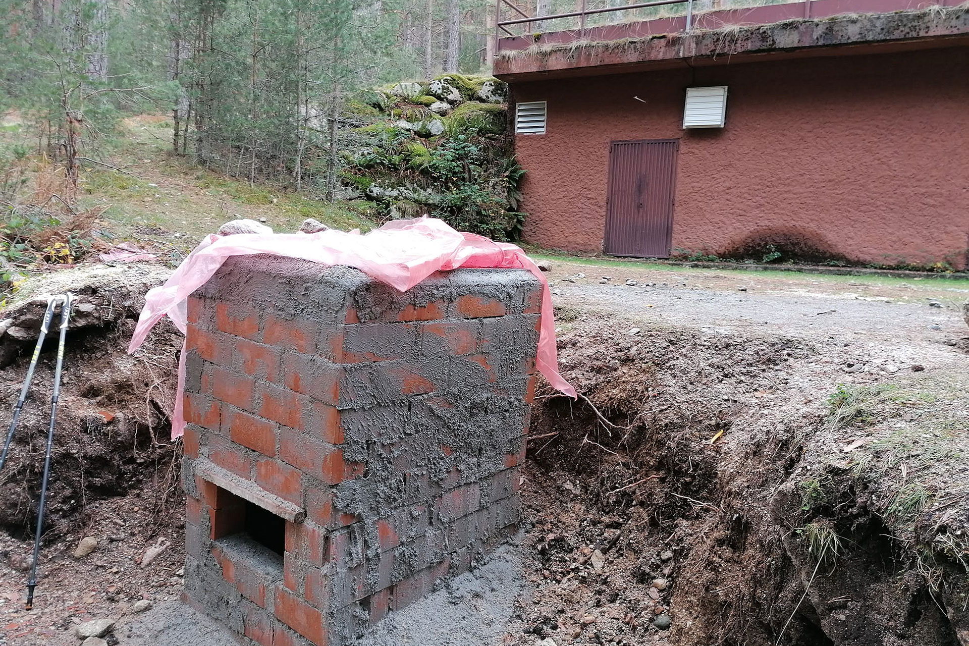 puerto navacerrada estacion equi danos toma agua 1 2