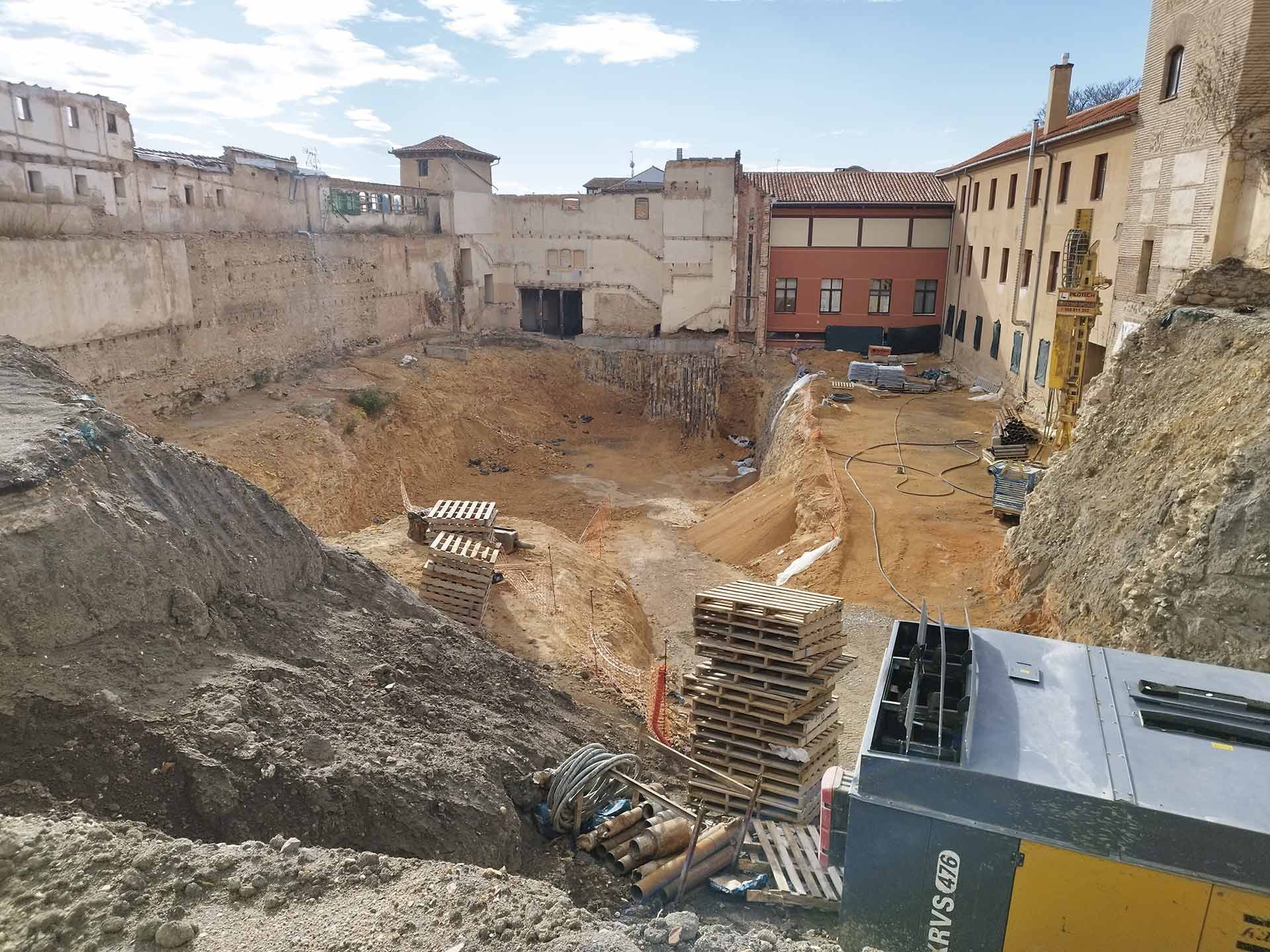 Las obras supondrán la reconstrucción del Teatro Cervantes, cuyo fin está previsto para 2025./M.G.