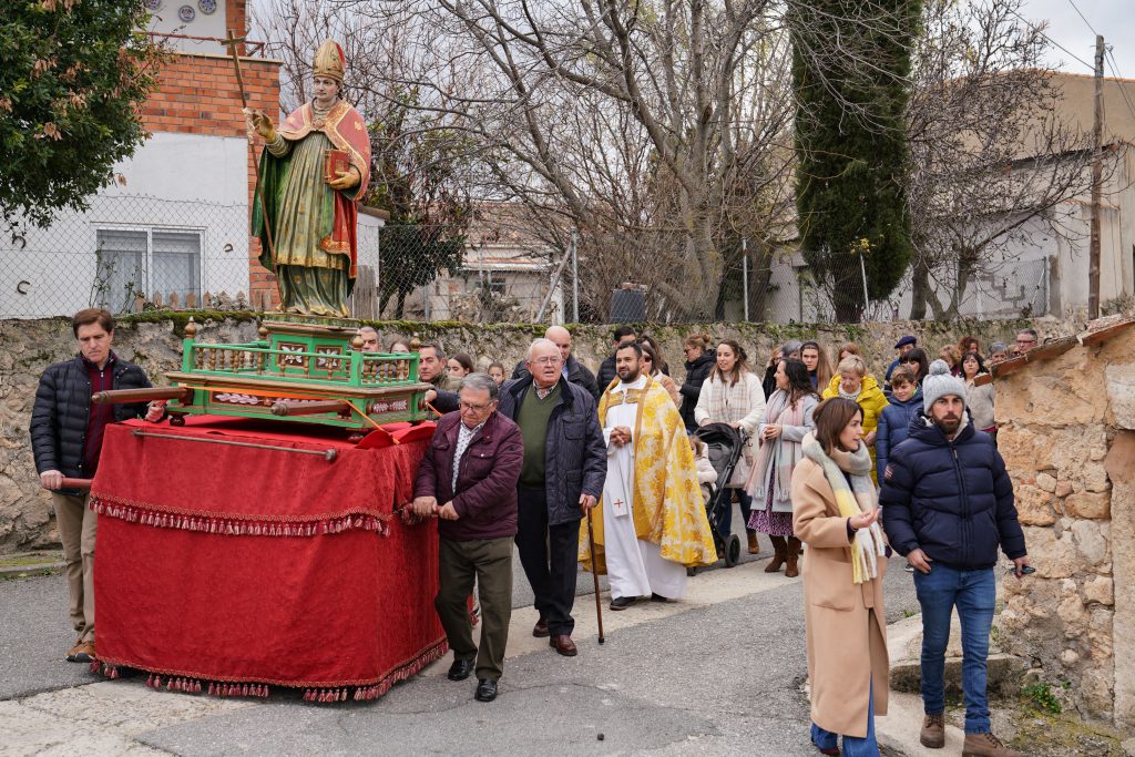 Doble fiesta navideña y patronal en Vegas de Matute 4 29122022 A7R02691