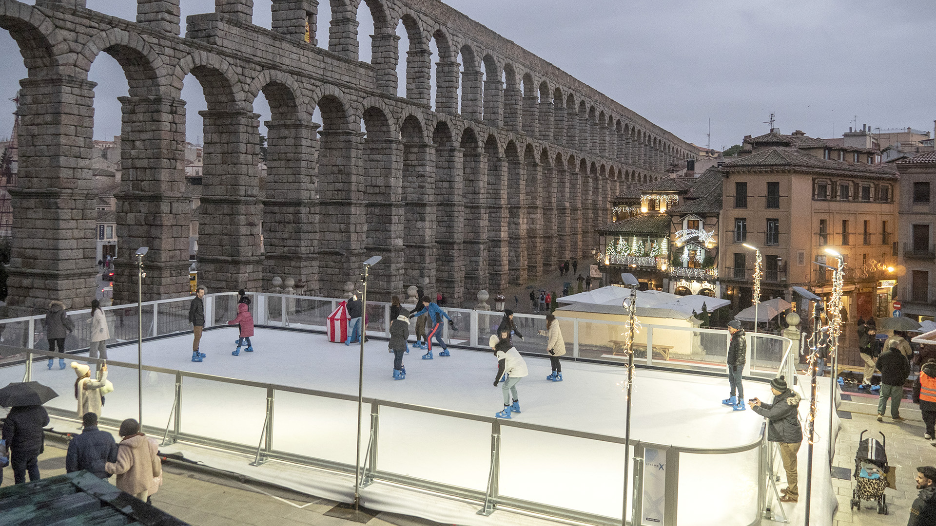 40 1nerea OKKKK WEEEB