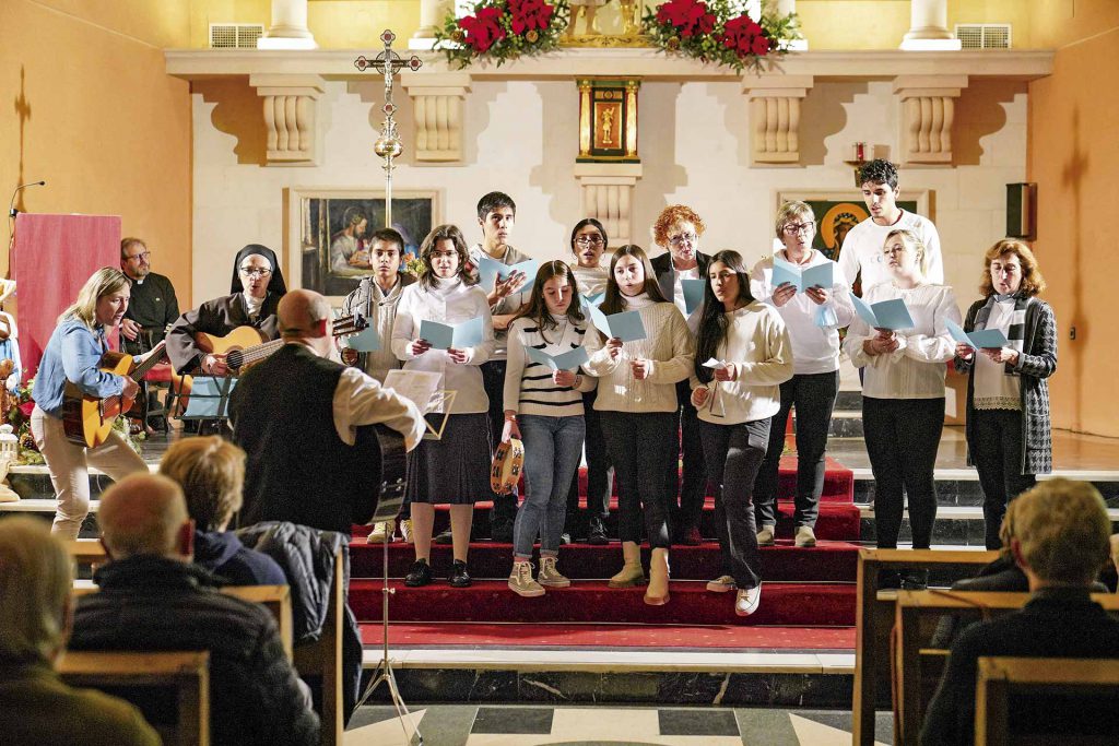 Éxito de público de la muestra de villancicos del Arciprestazgo de Segovia 2 6 3 1