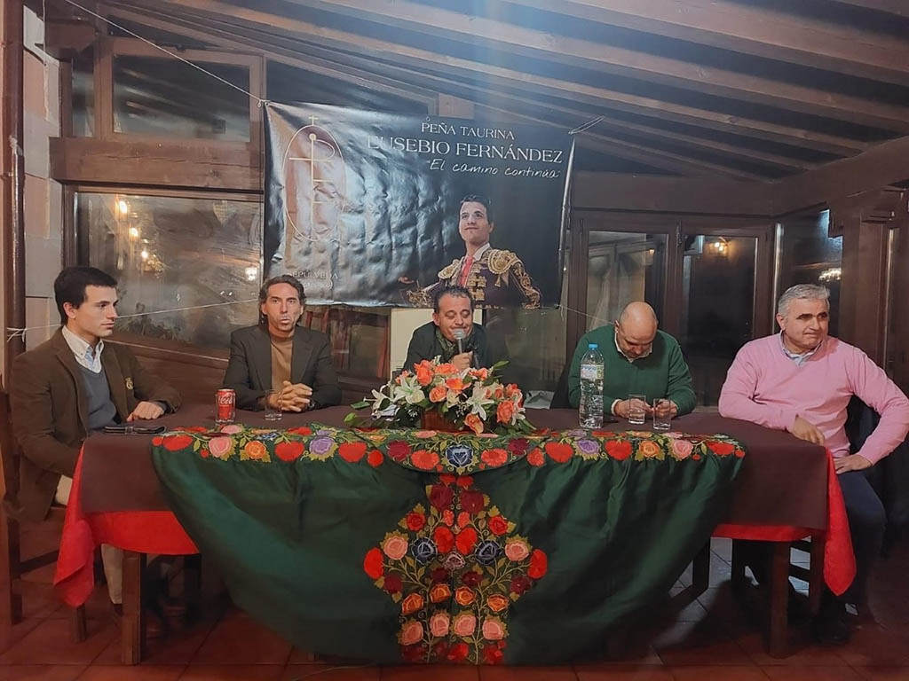 Eusebio Fernández, Álvaro de la Calle, Juan José Matute, Jesús Pérez y Alonso Fernández.