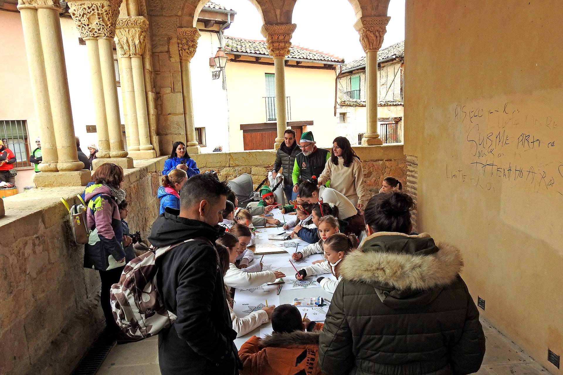 La plaza y el atrio de la iglesia de San Lorenzo cedieron su espacio a las actividades organizadas/M.G.