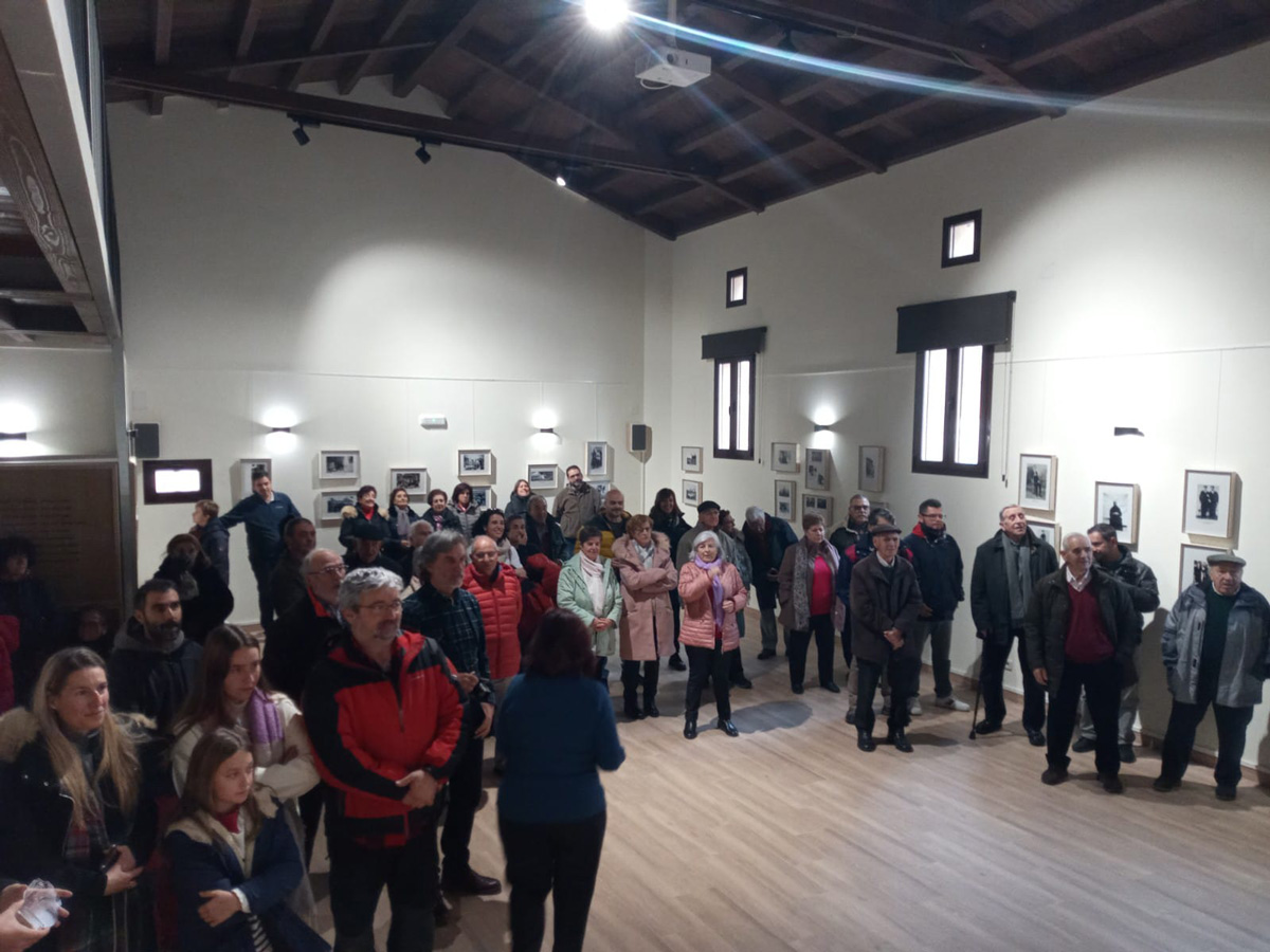 Muestra fotográfica en Fresno de Cantespino.