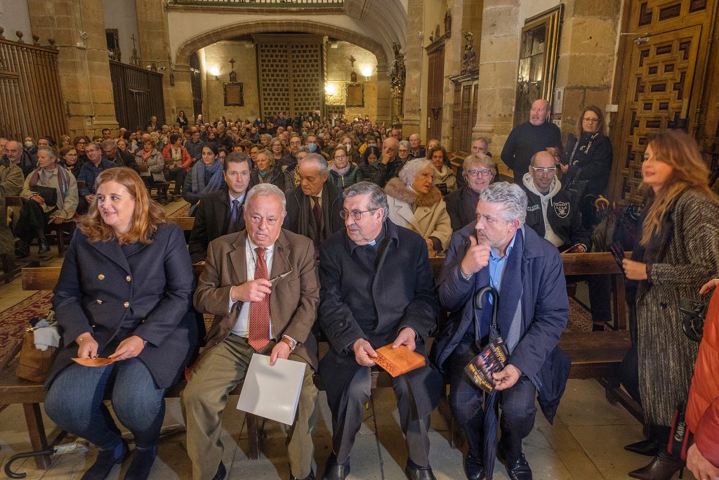 Iglesia San Miguel Concierto Aniversario Proclamcacion Isabel I 443