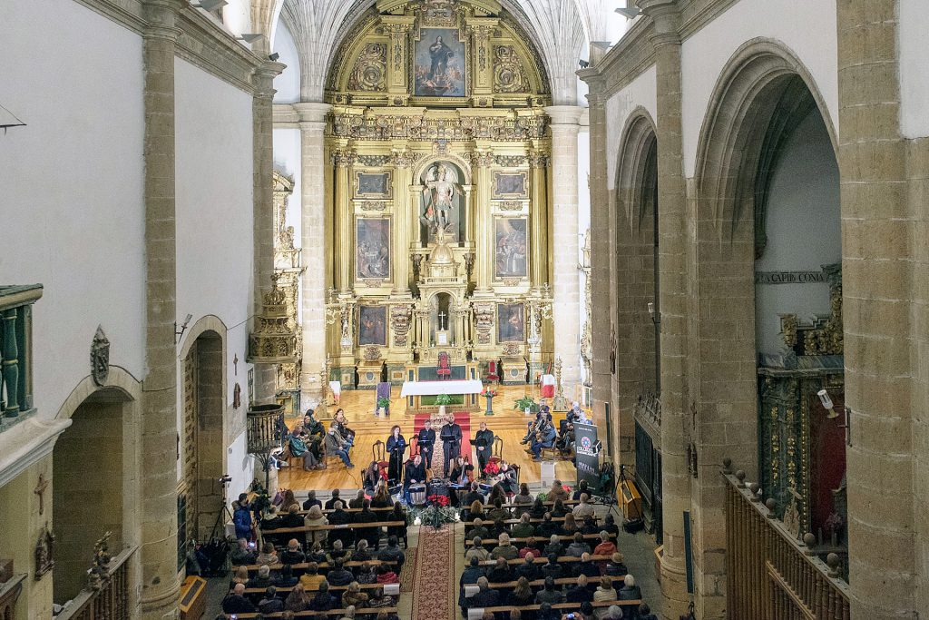 Iglesia San Miguel Concierto Aniversario Proclamcacion Isabel I 9470