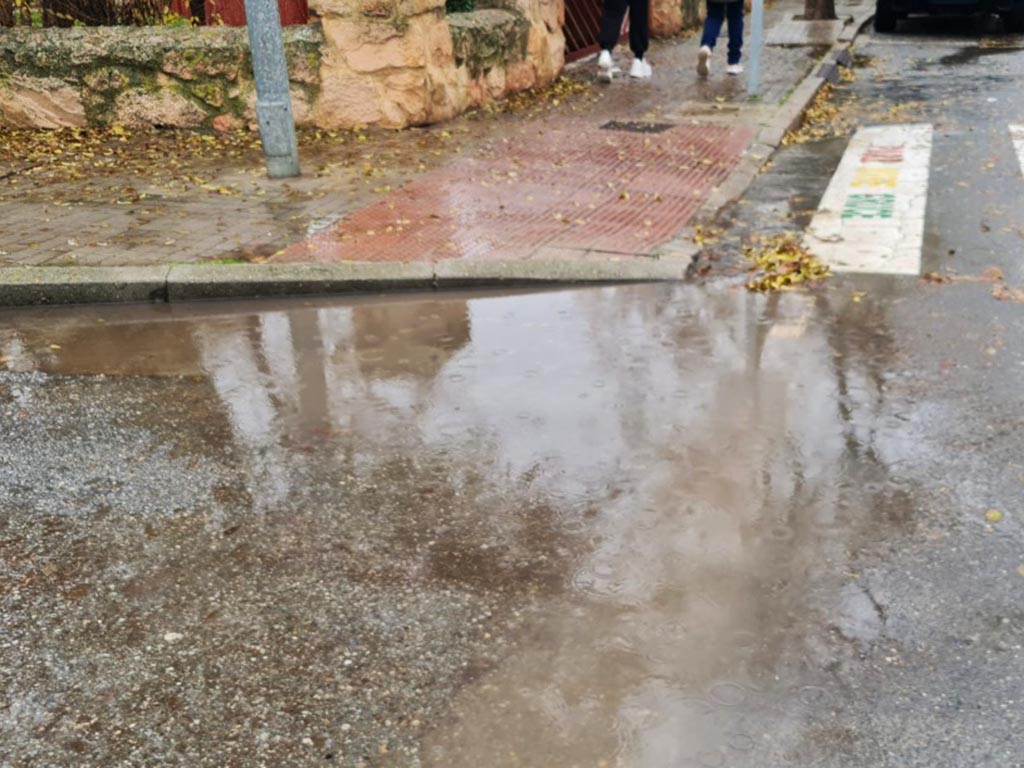 Estado de las calles en La Albuera, tras las lluvias de los últimos días. / EL ADELANTADO