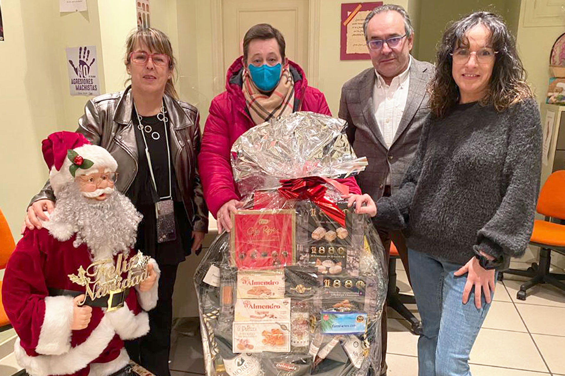 asociacion vecinos santa eulalia cesta Navidad