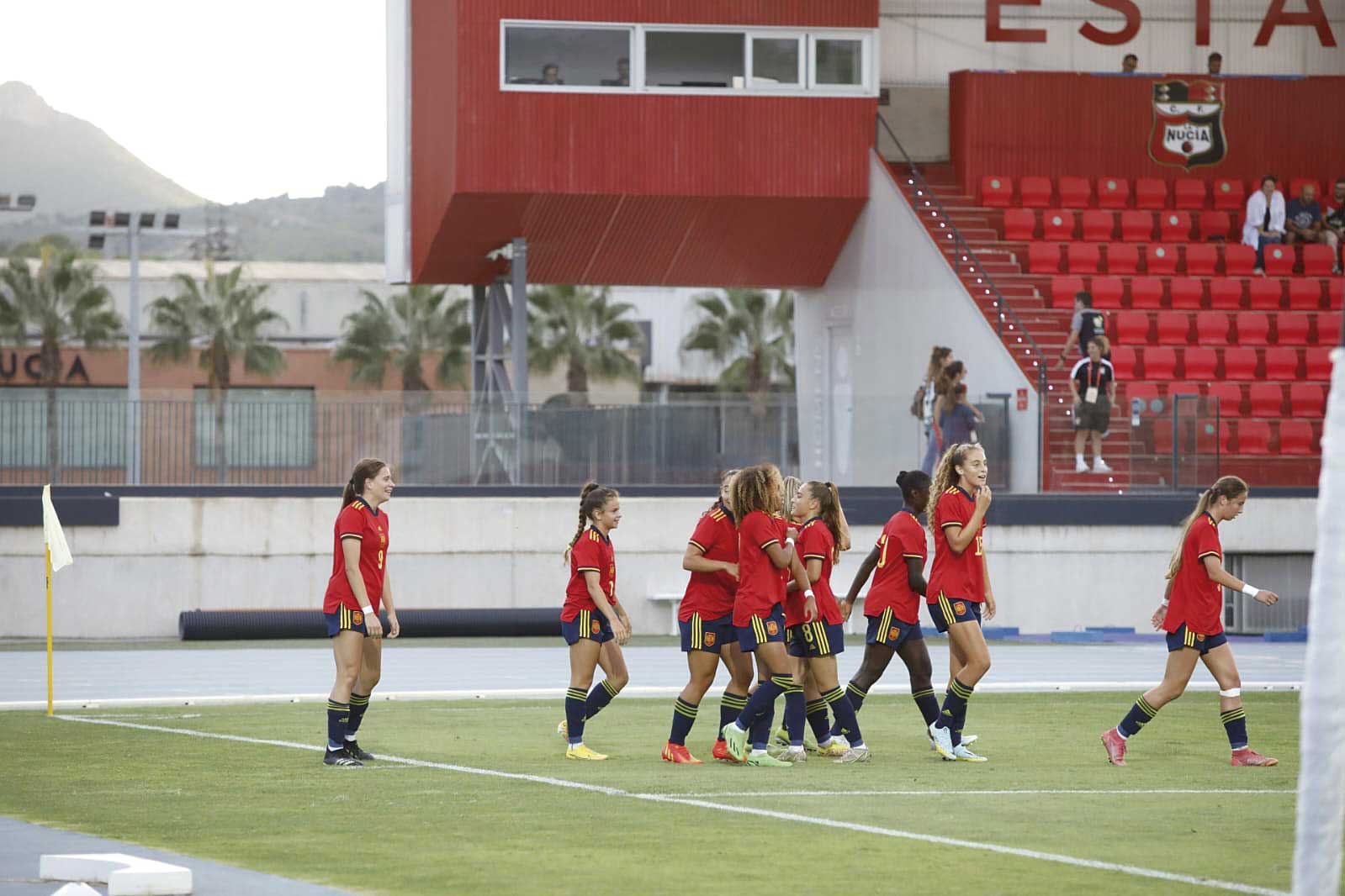 Cristina Redondo, tras marcar un gol con la Selección sub-17. / RFEF