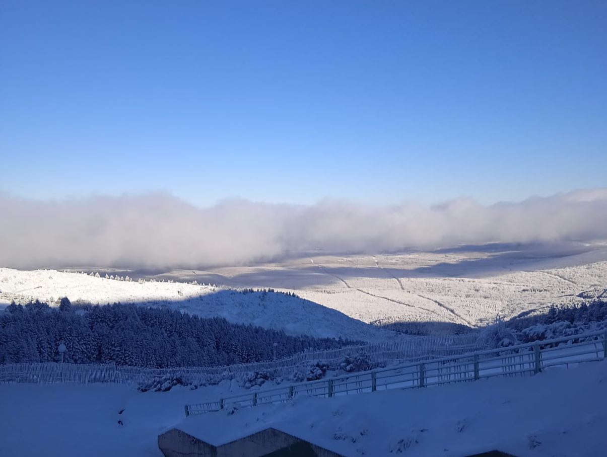 El temporal ha dejado esta madrugada una fuerte helada.
