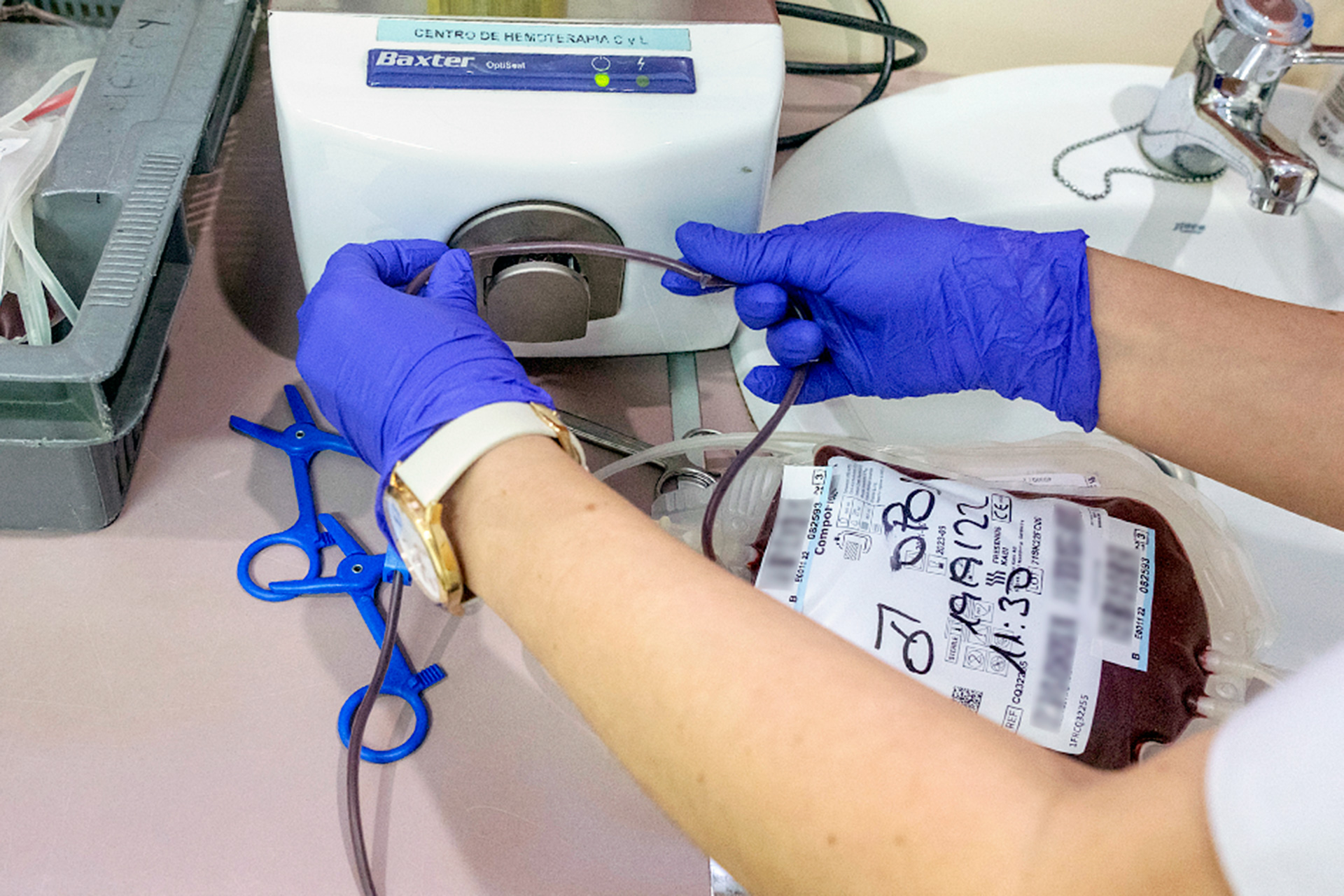 Además de un punto fijo para donaciones  en el Hospital General -en la fotografía-, el Centro de Hemoterapia y Hemodonación de Castilla y León y la Hermandad de Donantes de Segovia organizan campañas para facilitar las donaciones en toda la provincia. / E. A.