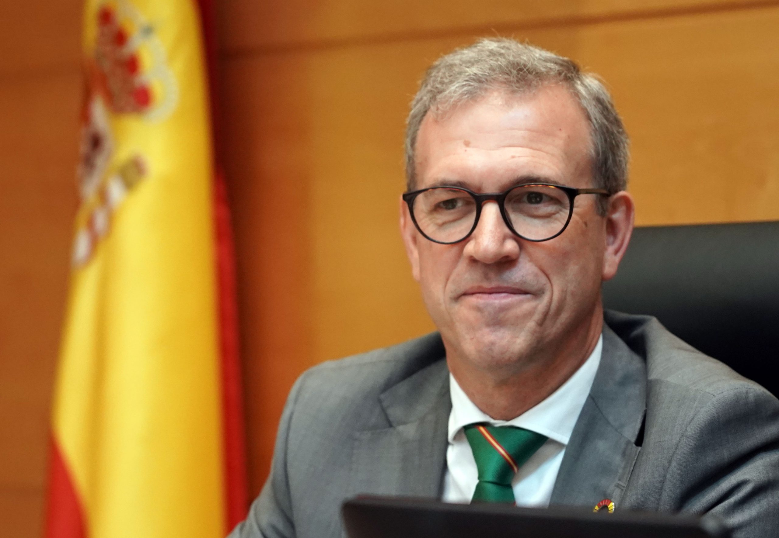 El Consejero de Industria, Comercio y Empleo.