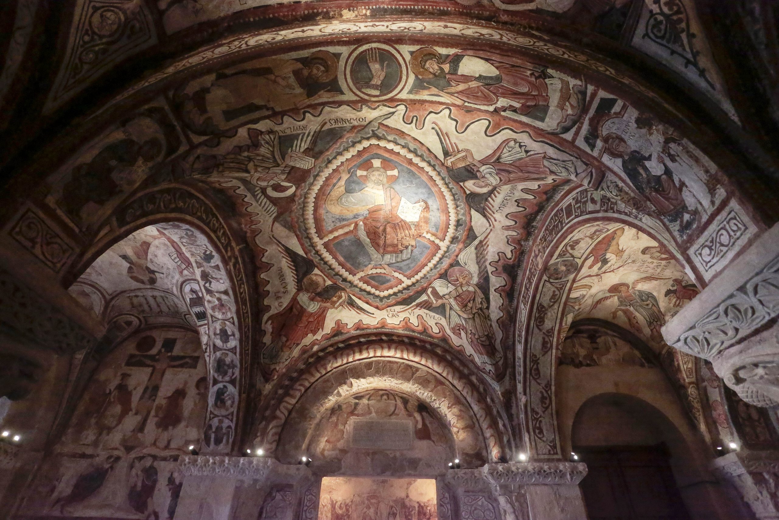 Una de las áreas reparadas del Panteón Real de San Isidoro.