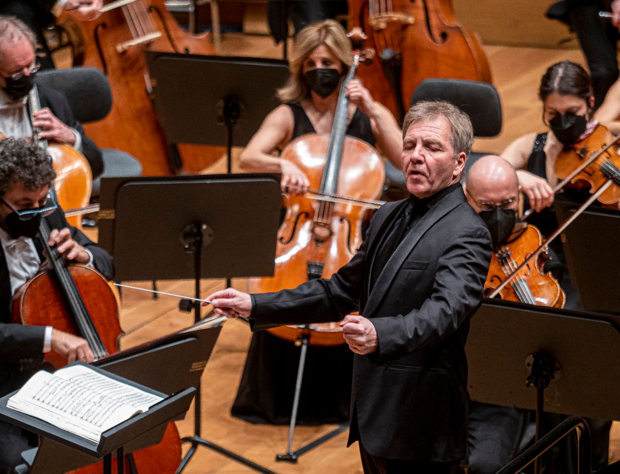 El Consejero de Cultura eligió a Thierry Fischer como director titular de la OSCyL.
