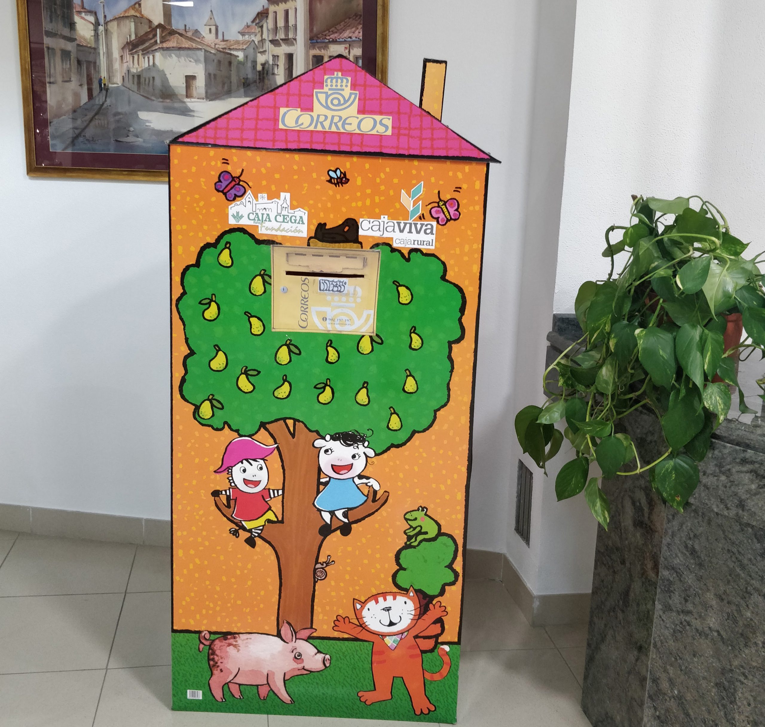 Buzón real y artístico creado para la ocasión.