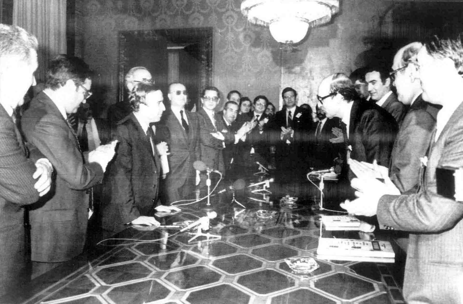 Historia, aplicación y desarrollo del Concierto Económico Vasco (II) 1 Firma del Concierto Económico en 1981.