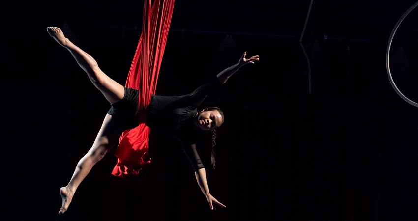 “Tríptico de ausencias”, de la escuela madrileña Carampa.