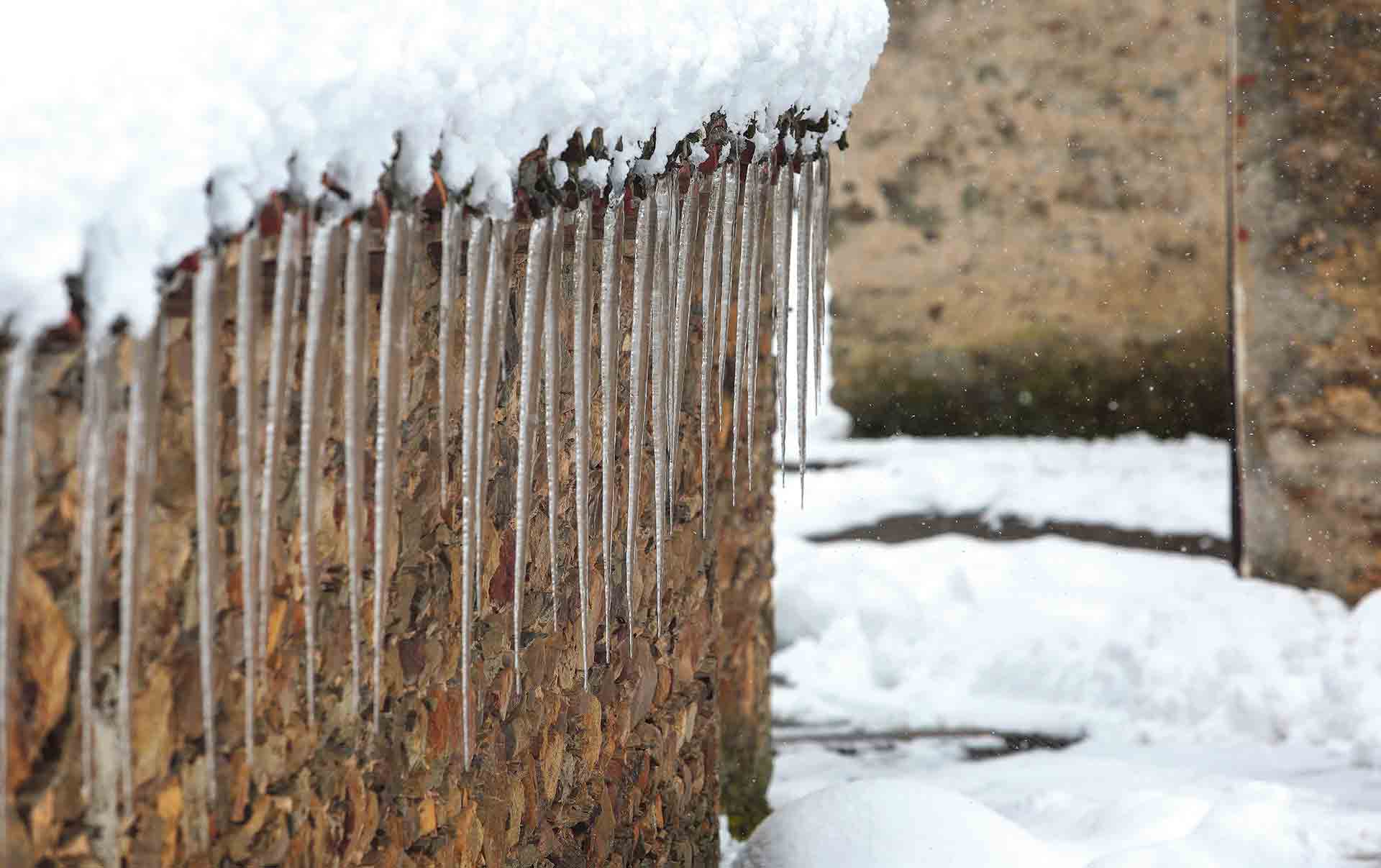 Imagen del hielo generado al descender las temperaturas. / Ical