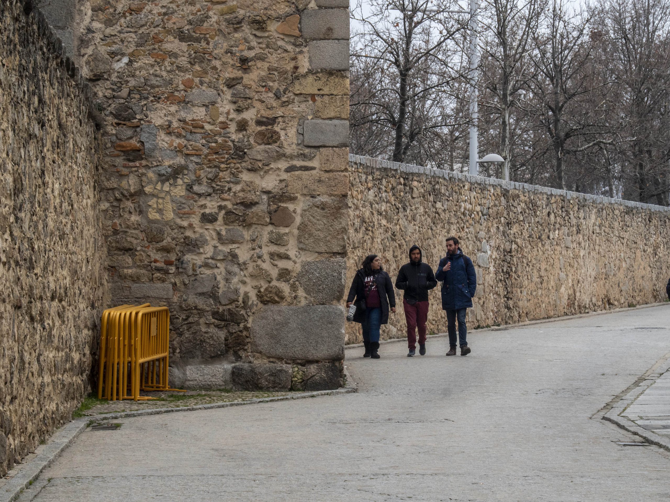 Inicio de los trabajos de limpieza de vegetación en el Acueducto. / KAMARERO