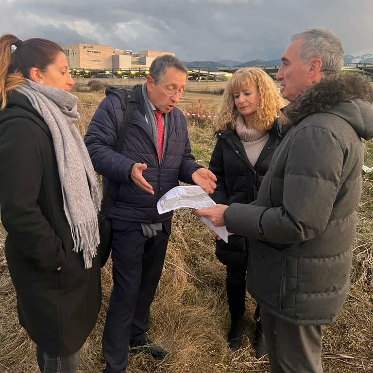 La estación Guiomar espera desde hace 15 años a tener ágiles accesos que permitan aprovechar la alta velocidad 2 Mazarias 1