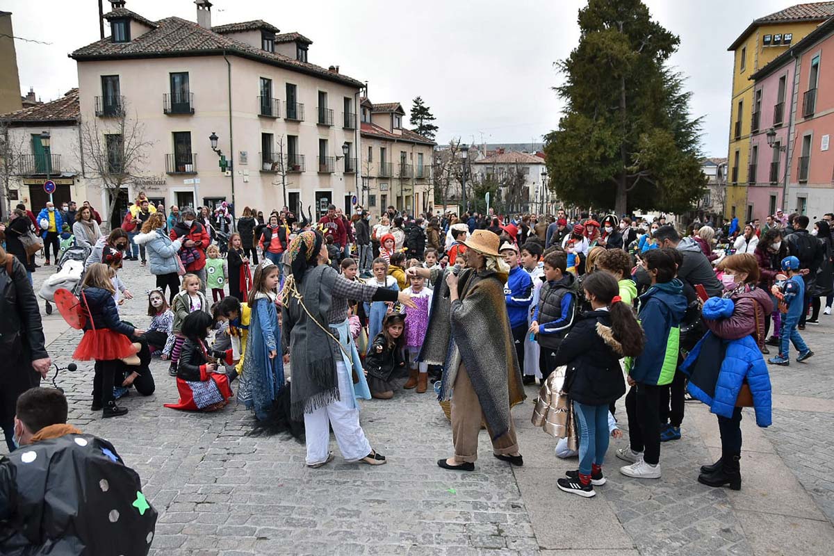 El Real Sitio de San Ildefonso celebra una edición de Carnaval de lo más intensa. FOTO: FRANCISCO SÁNCHEZ.