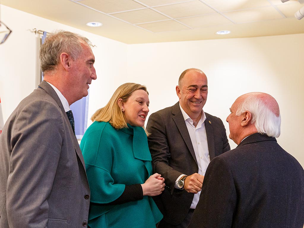 La normalidad vuelve al Programa de Viajes del Club de los 60 con más de 27.600 plazas y 29 destinos 1 José Mazarías, Isabel Blanco, Miguel Ángel de Vicente y Jaime Izquierdo. / NACHO VALVERDE - ICAL