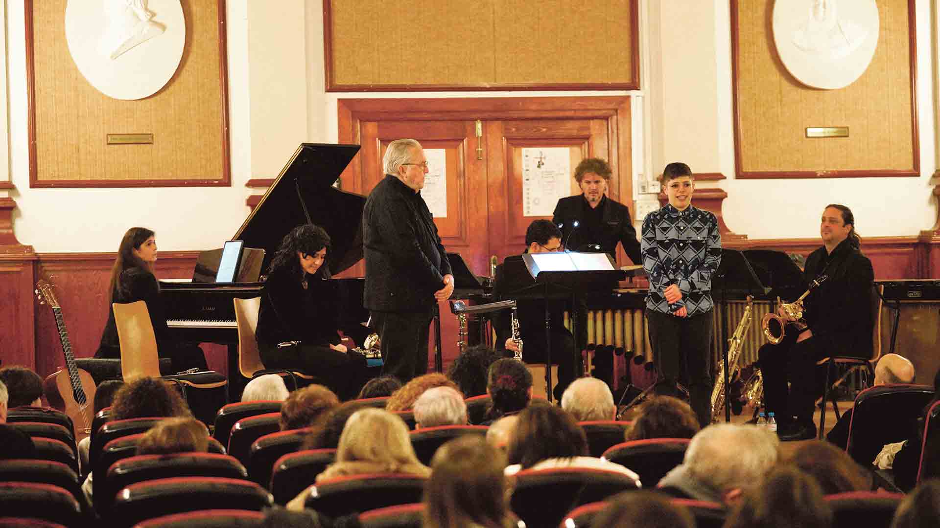 El concierto se celebró en el Auditorio del IES Mariano Quintanilla de Segovia. / Miguel Ángel Fernández