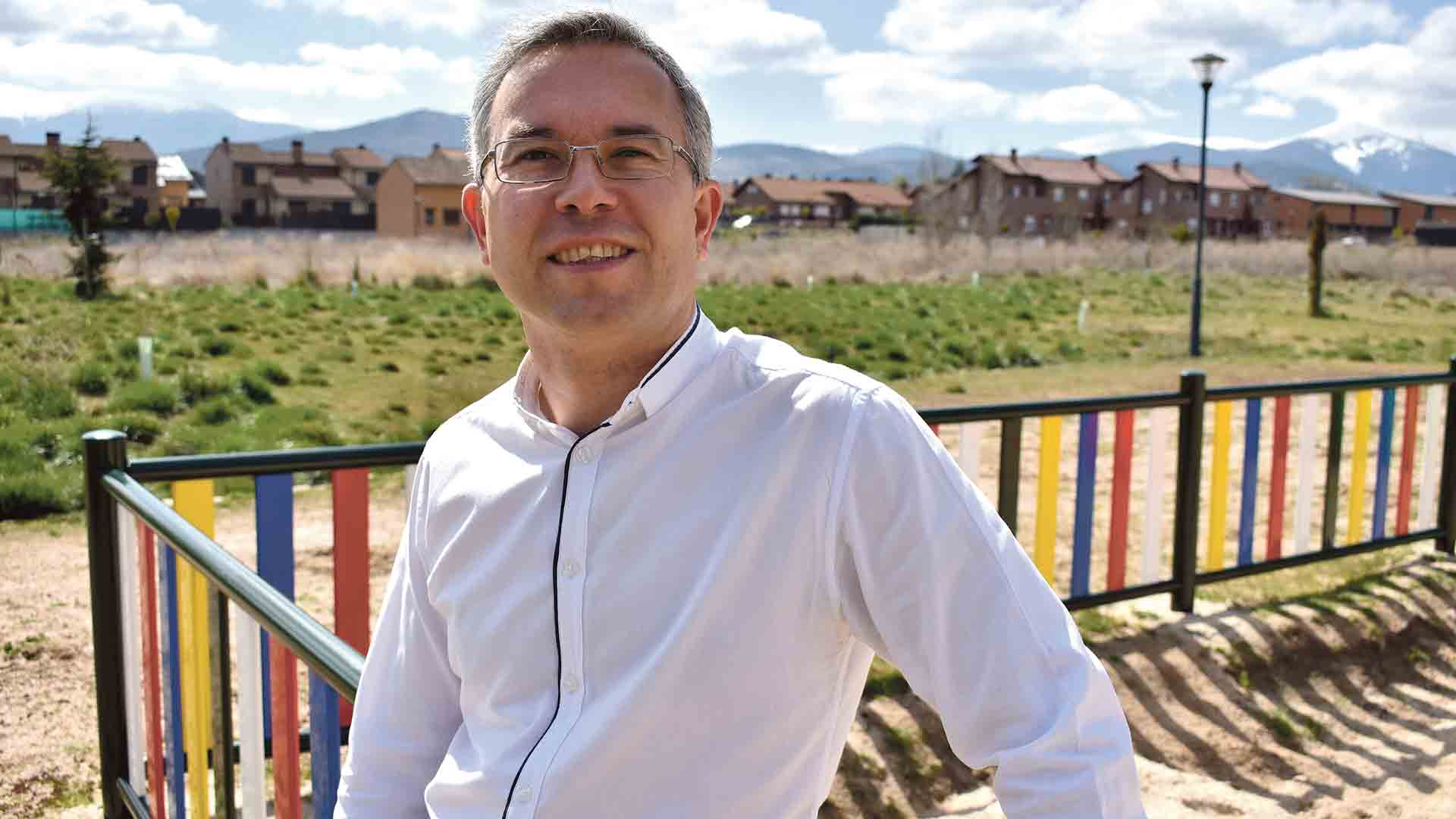 El portavoz socialista en el Ayuntamiento de Palazuelos, Daniel Bravo. / E. A.