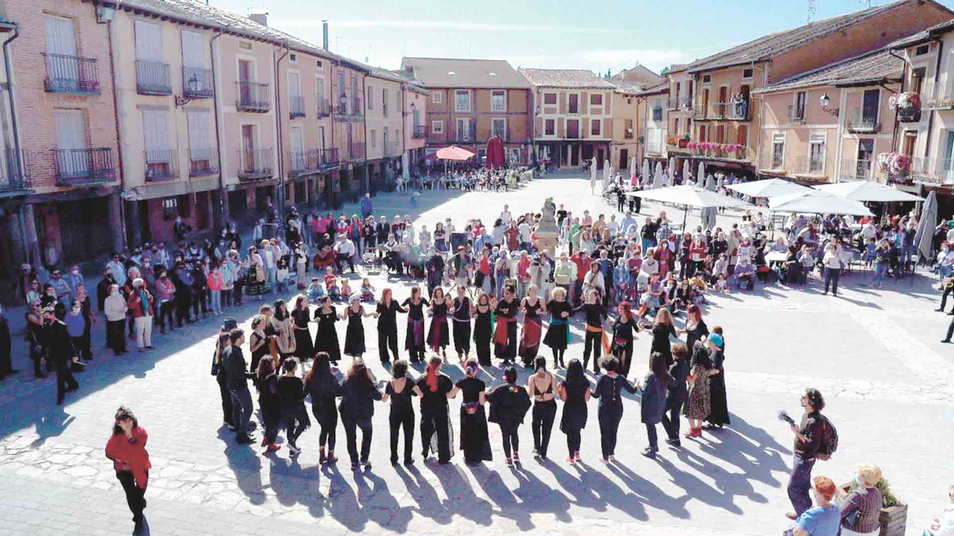 webl PlazaMayorAyllon