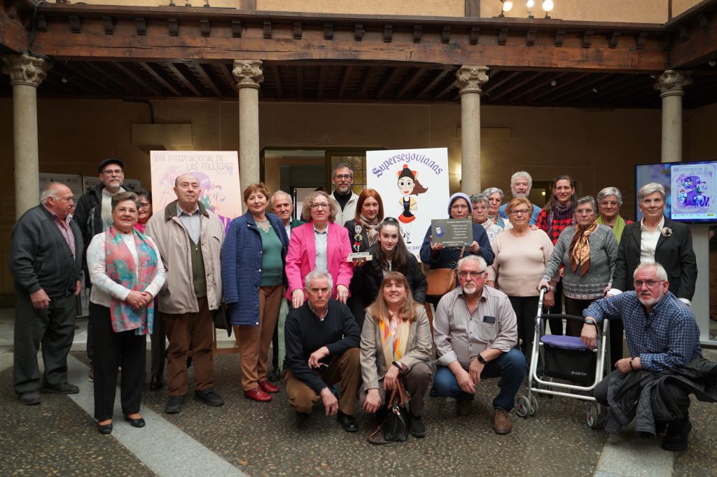 Mensajes por una sociedad cuidadora y de apoyo a las mujeres 2 Acto institucional del 8M en la Diputación de Segovia. / ICAL